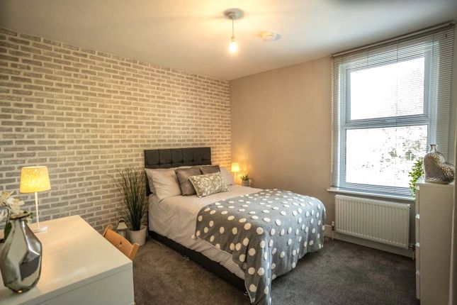 36, Kneller Road, London photo 4