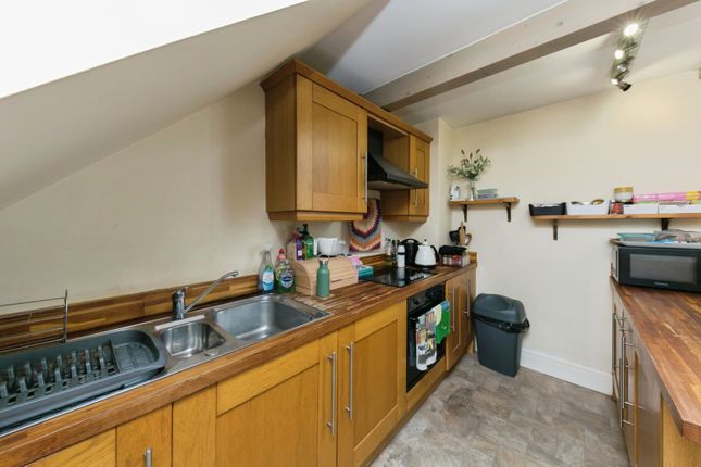 Flat 5, Park Hall,, James Street, Cheshire photo 4