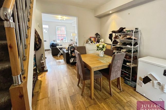 8, Orchard Grove, Manchester photo 4
