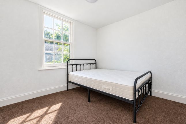 Room 5, 18, High Street, Greenhithe photo 5