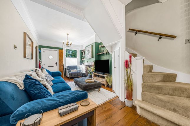 7, Station Road, Shepperton photo 4