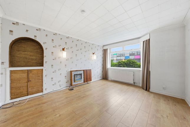 3 Fetlar Drive, Simshill photo 2