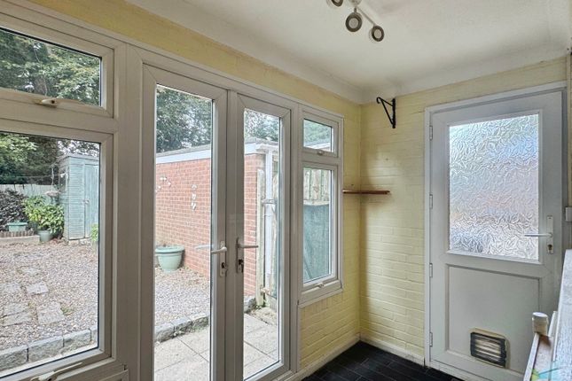 10, Ealham Close, Ashford photo 4