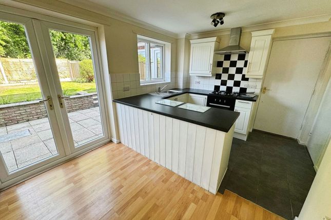 36 Arrow Road, Telford photo 2