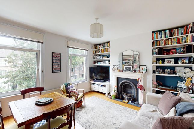84, Regina Road, London photo 2