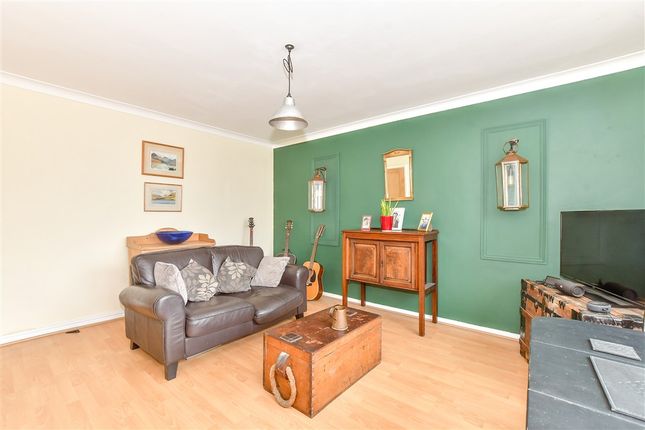 Eastergate Green, Rustington photo 4