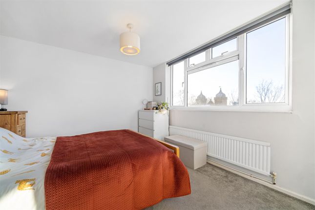 Maisonette for sale in Queen Adelaide Road, Penge