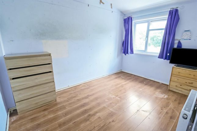 Terraced house for sale in Sycamore Field, Harlow