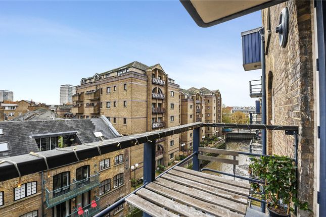 Flat for sale in St. Saviours Wharf, 8 Shad Thames, London