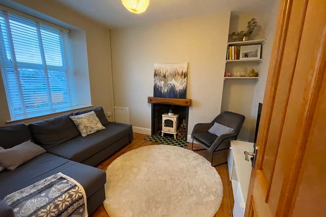 12 Station Road, Swansea photo 4