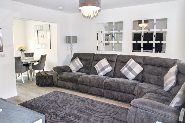 11, Berryfield Crescent, Alva photo 4