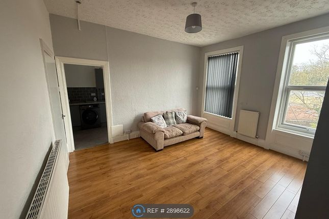 Flat, Belle Vue Crescent, Sunderland photo 4