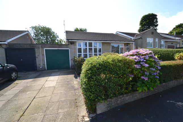 Thumbnail Semi-detached bungalow for sale in Oakleigh Avenue, Clayton, Bradford