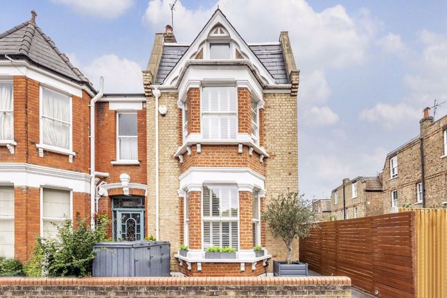 Thumbnail Property to rent in Barnard Hill, London