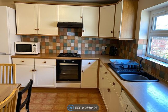 Henry Road, Nottingham, West Bridgford photo 3