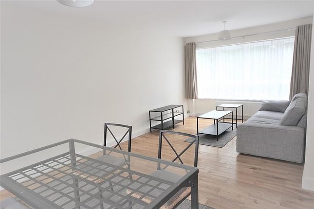 Flat 7 Beaulieu Court 59, Hillcroft Crescent, London photo 2