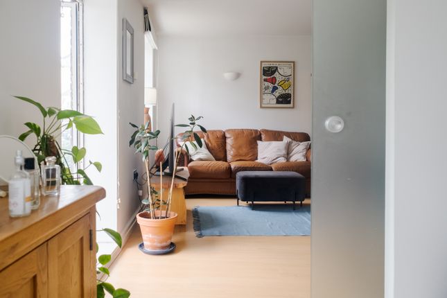 Flat for sale in Myddelton Passage, London