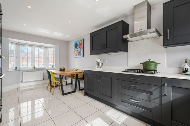 5 Villard Close, Villard Close, Tewkesbury photo 2