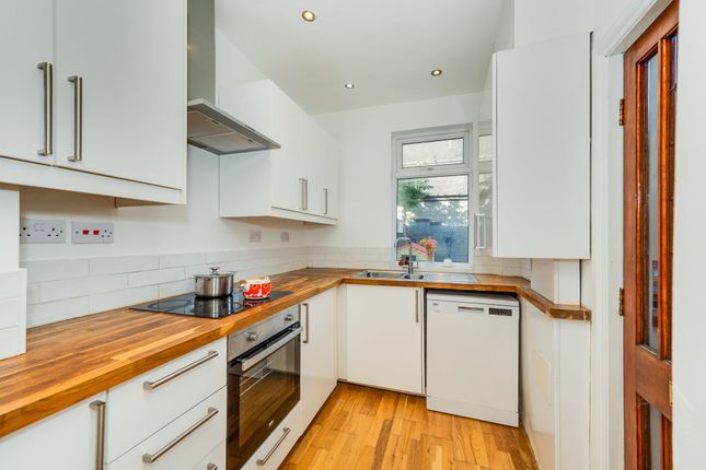 4 Blair Athol Road, Sheffield photo 2