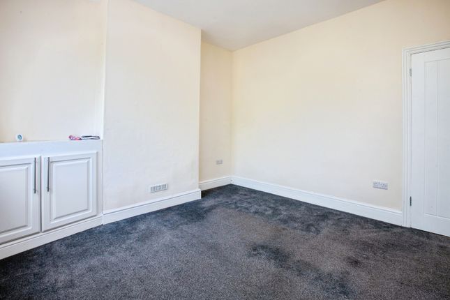 4, Springwood Terrace, Nottinghamshire photo 3