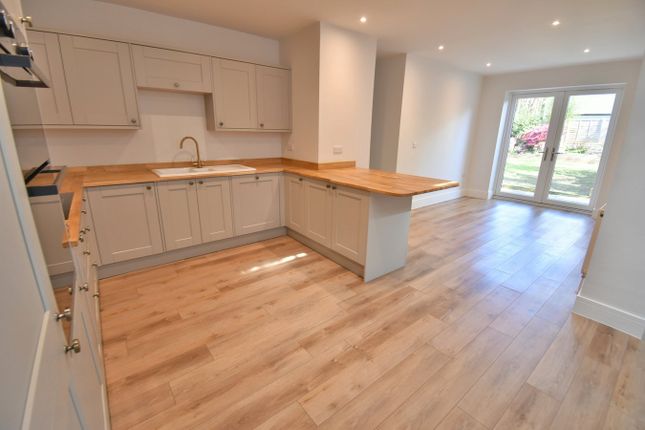 131, Christchurch Road, Ferndown photo 3