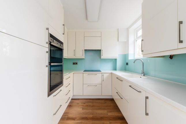 82, Shearman Road, London photo 4
