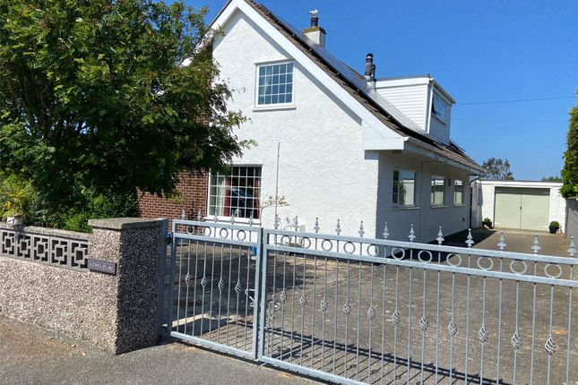 Thumbnail Bungalow for sale in Gorad Road, Valley, Anglesey