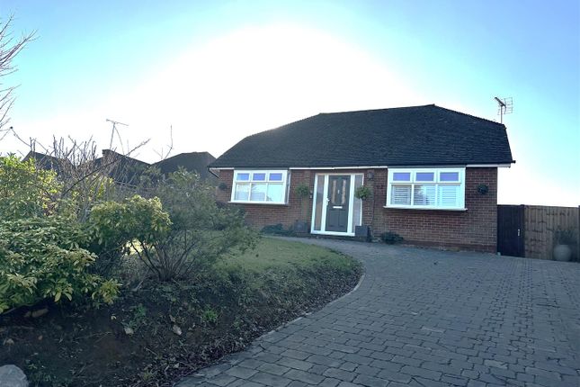 Thumbnail Bungalow for sale in Heath Road, Barming, Maidstone