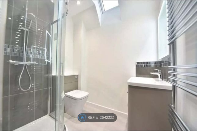 En-Suite 2