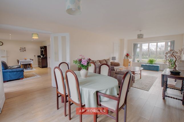 Elmley House,, Oldfield Lane, Droitwich photo 3