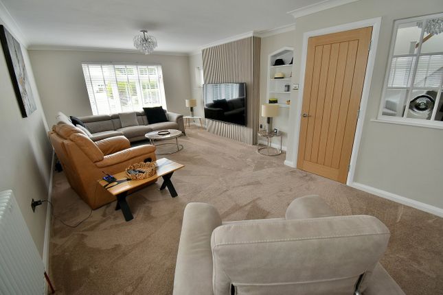 110, Glenmoor Road, Ferndown photo 3