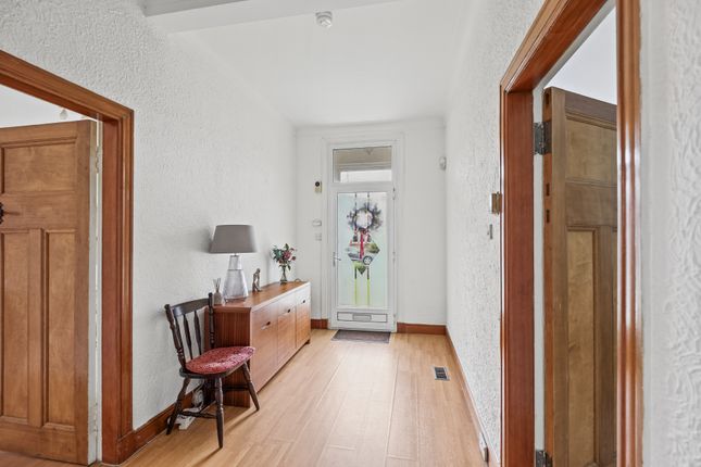27 Madison Avenue, Glasgow photo 2