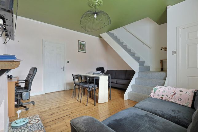 5, Wingrove Terrace, Gateshead photo 4