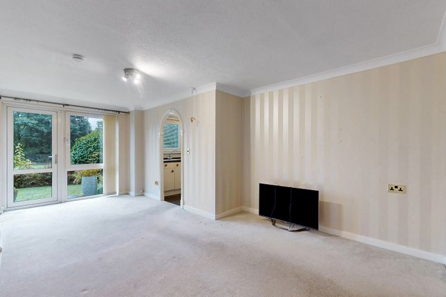 9 Fairview Court, 46, Main Street, East Dunbartonshire photo 2