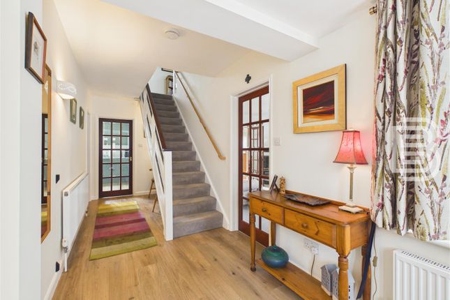 8, Staverton Leys, Rugby photo 2