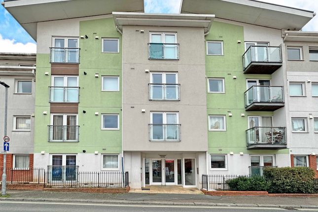 Flat for sale in Red Lion Lane, Exeter