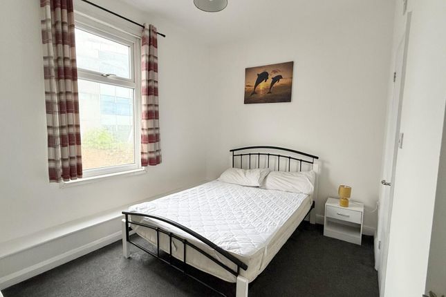 24, Gulson Road, Coventry photo 5