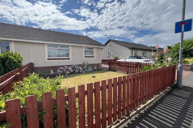 1e, James Crescent, Irvine photo 2