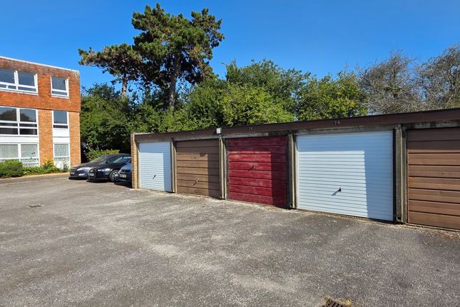 75, Kyoto Court, Bognor Regis photo 3