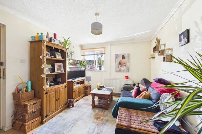 42, Overbrook Road, Gloucester photo 3