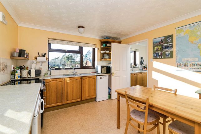 Applewood, Church Road, Bungay photo 2