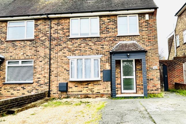 Thumbnail Semi-detached house to rent in Pearson Road, Crawley