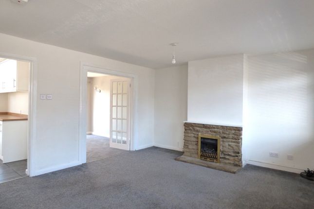 5, Langley Close, Worcester photo 4