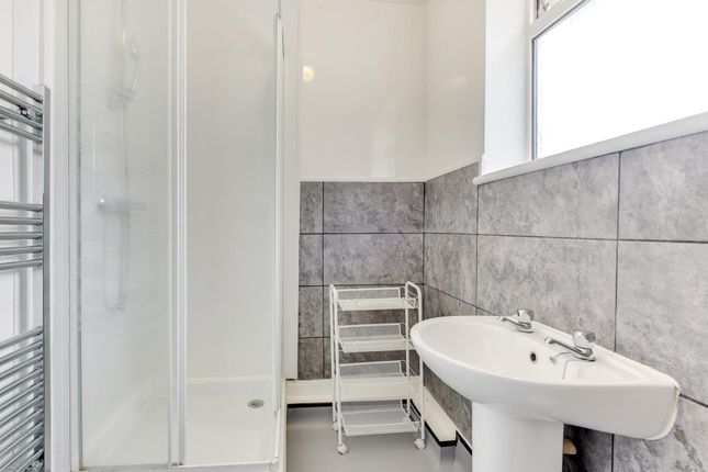 A Clean And Well-Maintained Bathroom Featuring A S...