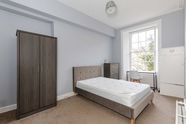 Flat for sale in 19 (1F2) Gayfield Square, New Town, Edinburgh