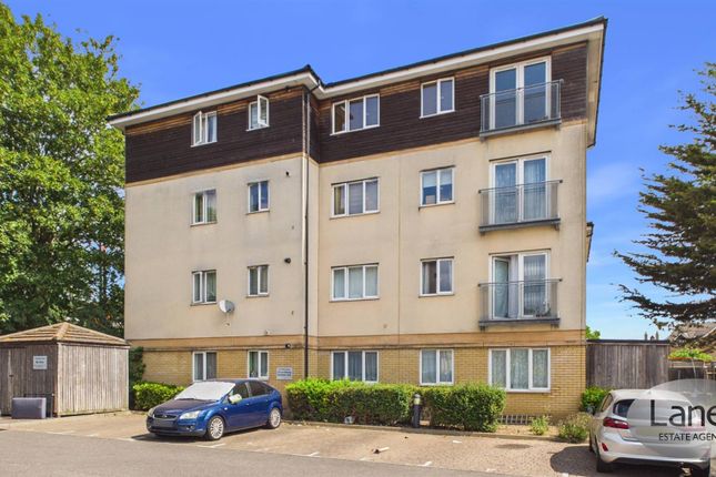2 bed property for rent in Churchbury House, Waltham Cross EN8