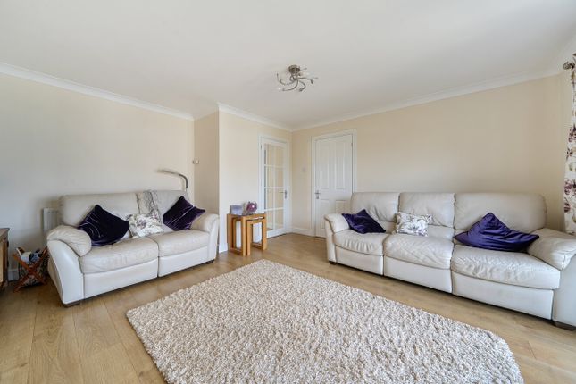 50, Kellsboro Avenue, Swindon photo 4