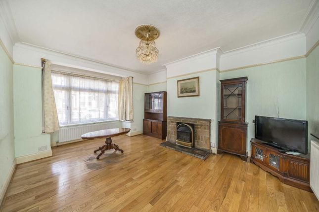 19, Beechcroft Road, London photo 2