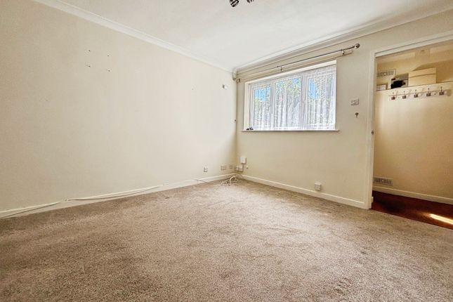 20, Knowsley Road, Reading photo 4
