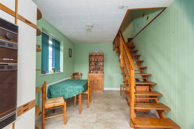 11, Longacre Close, Carnforth photo 3